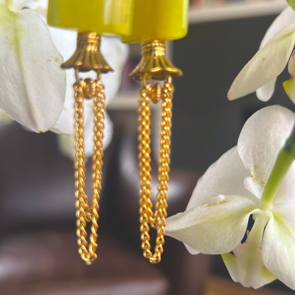 Elegant clip on earrings - Picture 3 of 7